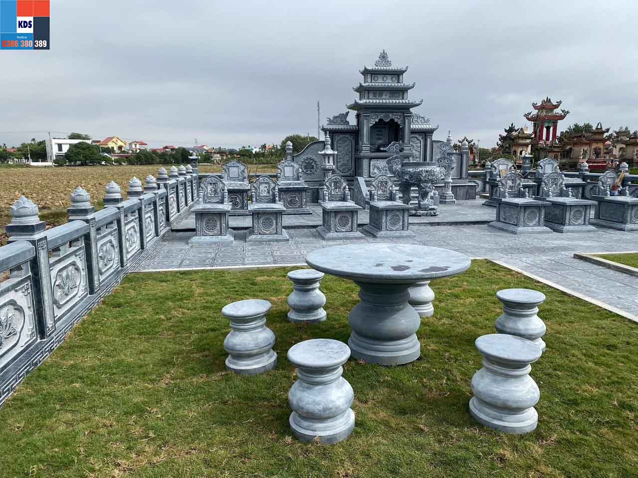 lang-mo-da-xanh-reu-thanh-hoa-thuc-te