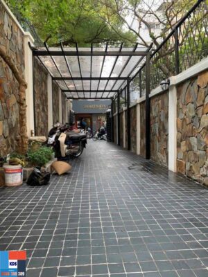 đá cubic xanh đen lát sân vườn