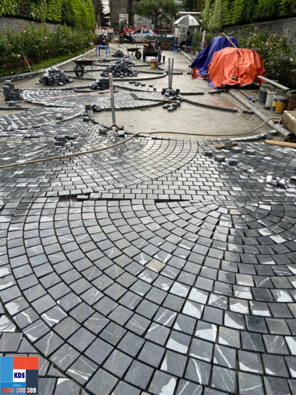 Đá cubic xanh đen